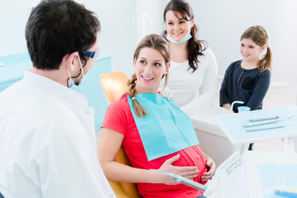 Лечение зубов у беременных, что делать?